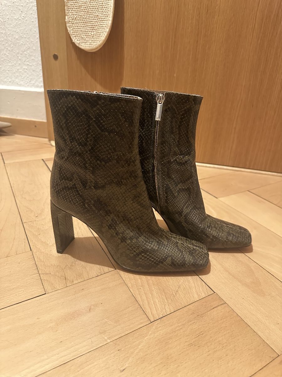Zara Scarpe da donna: Zara Ankle Boots, Snake Print - 39 – Usato da Genève venduto da bea_72cz