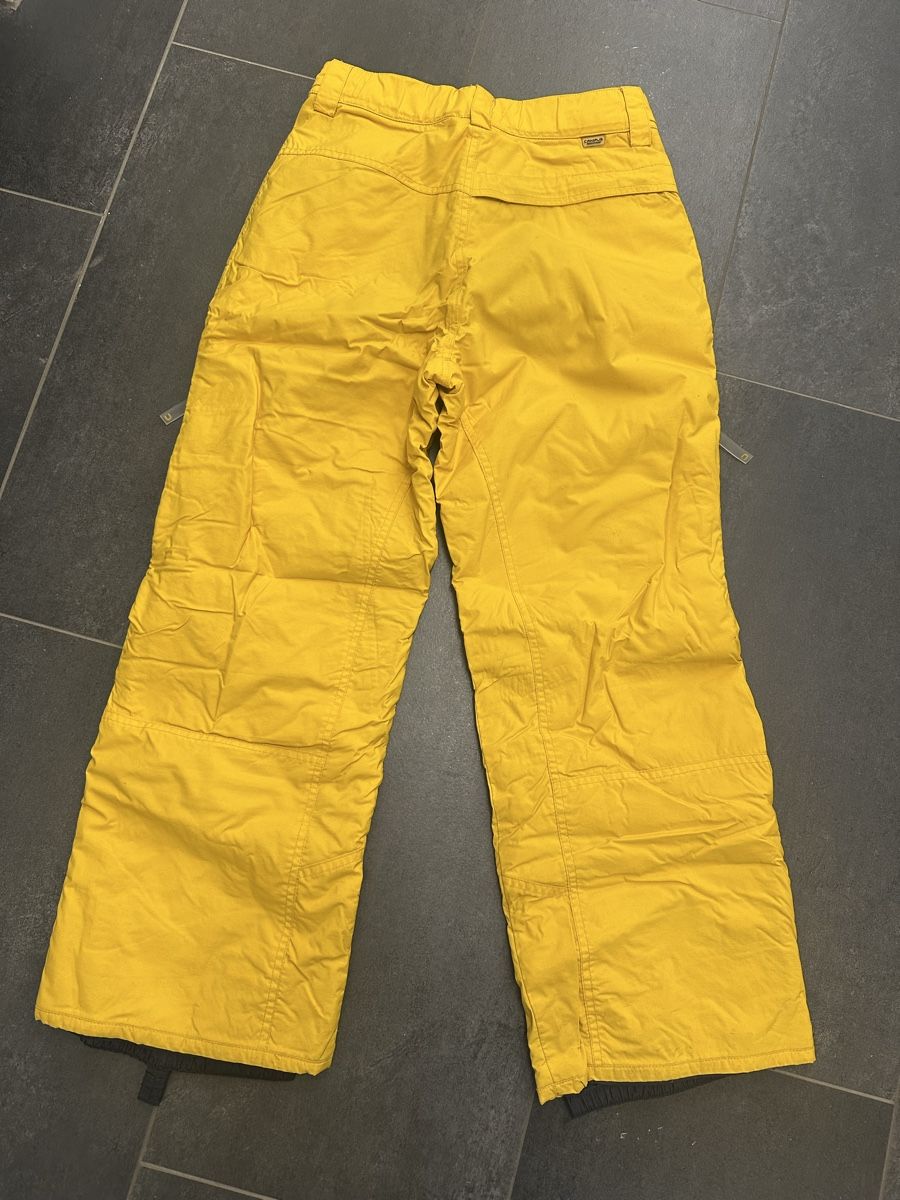 Pantaloni: Campus Skihose, gelb, Gr. 152 – Usato da Frenkendorf venduto da Katrin02 1