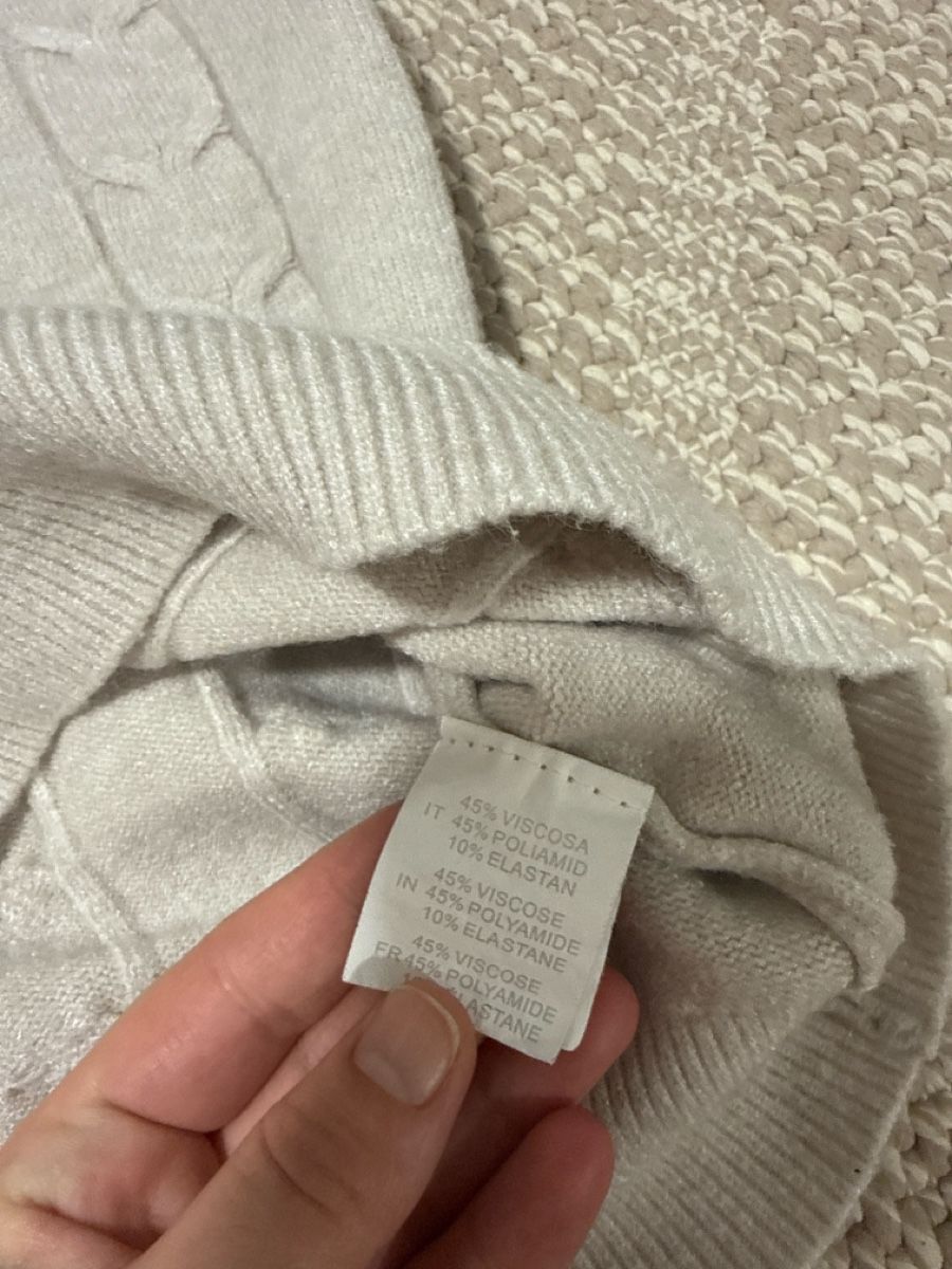 Gilets & Westen: Stylish Cable Knit Sweater Vest - Perfect for Layering – Neu (gemäss Beschreibung) aus Effretikon von lio_gjr8 1