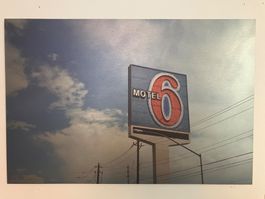 Fotografie auf Dibond (Motiv: Motel 6, USA, 2012)