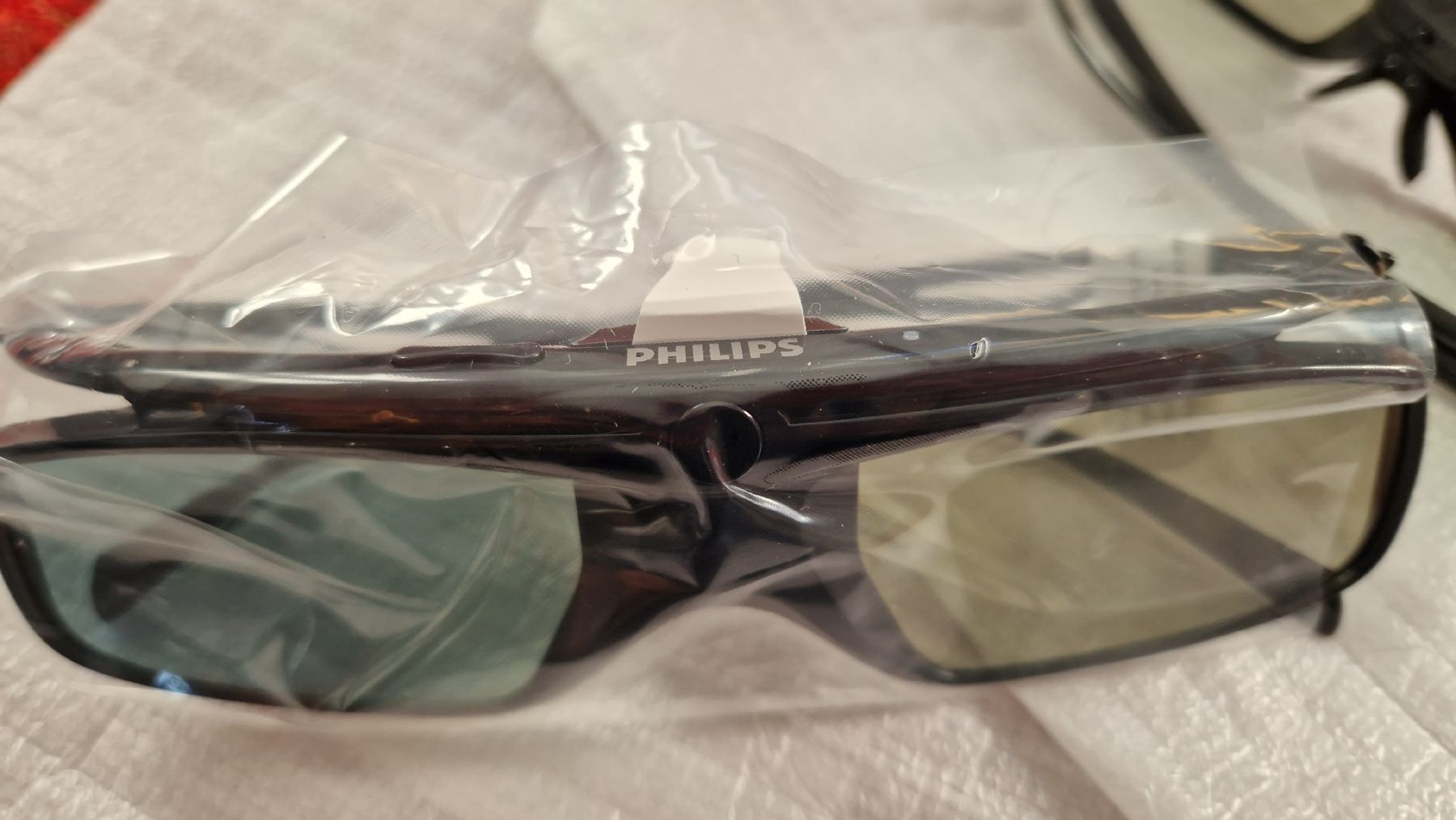 Philips Home Cinema: PHILIPS 3D BRILLEN ( 2X ) – Nuovo (secondo la descrizione) da Zürich venduto da Arianco