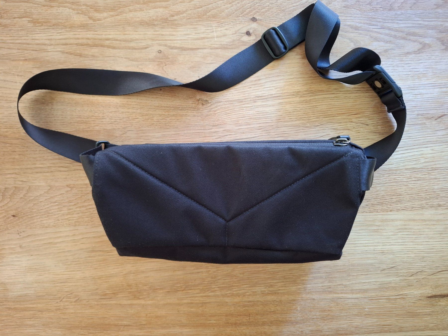 Bellroy Borse: Bellroy Sling Mini Melbourne black, 4L – Usato da Münchenstein venduto da tru_6tp8 1