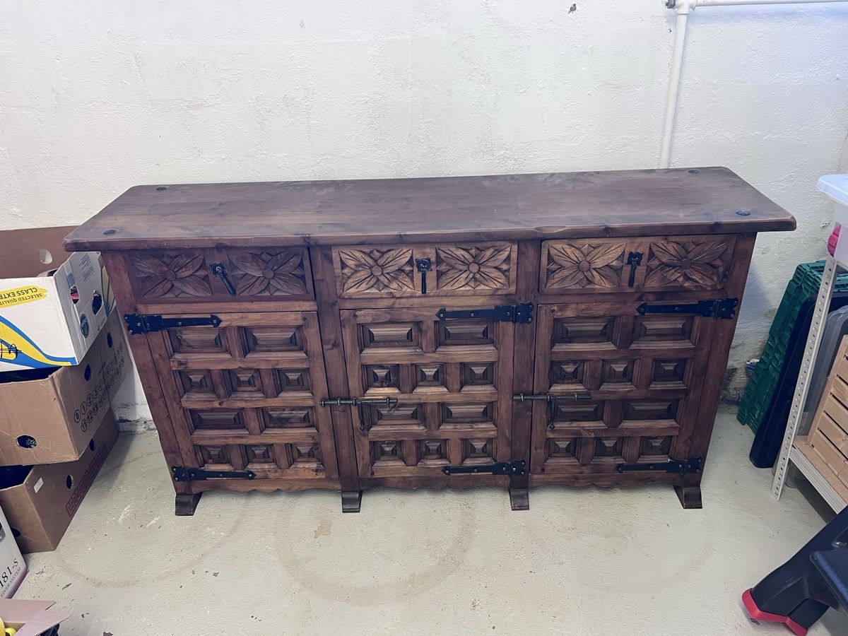Kommoden: Spanische Sideboard (26) – Gebraucht aus Glattfelden von brockischweiz