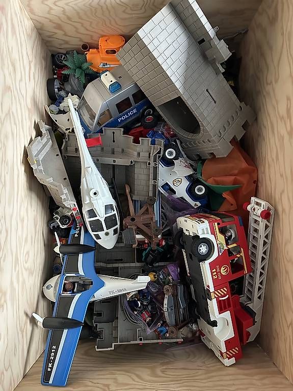 Giocattoli: Riesige Kiste Playmobil – Usato da Luzern venduto da Janine192