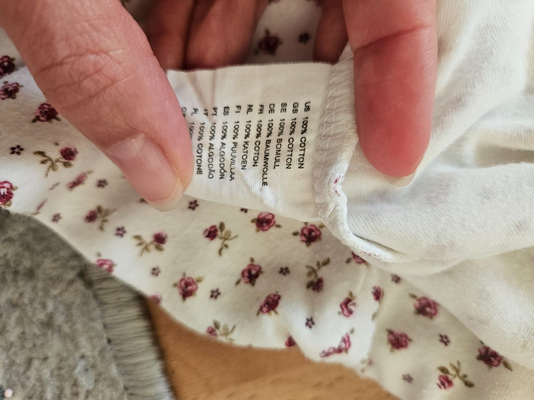 H&M Maglioni & Felpe: Pullover Langarmshirt mit Kragen Gr. 74 – Usato da Zürich venduto da Kris8050 8