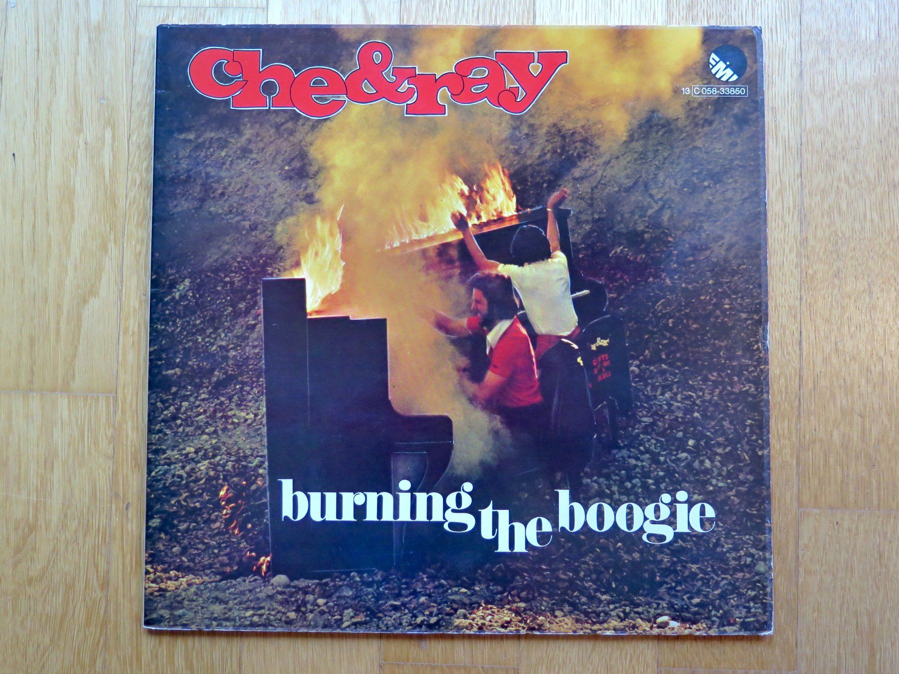 Dischi in vinile: LP CHE & RAY (CH): Burning the boogie, 1976 – Usato da Bern venduto da Balzamico