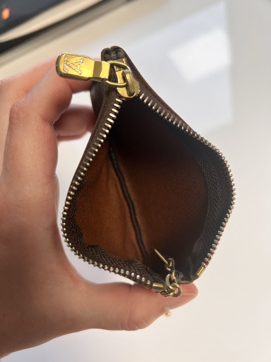 Louis Vuitton Portachiavi: Louis Vuitton Pochette Cles – Monogram Canvas – Usato da Schwerzenbach venduto da Sarah_Schwerzenbach 7