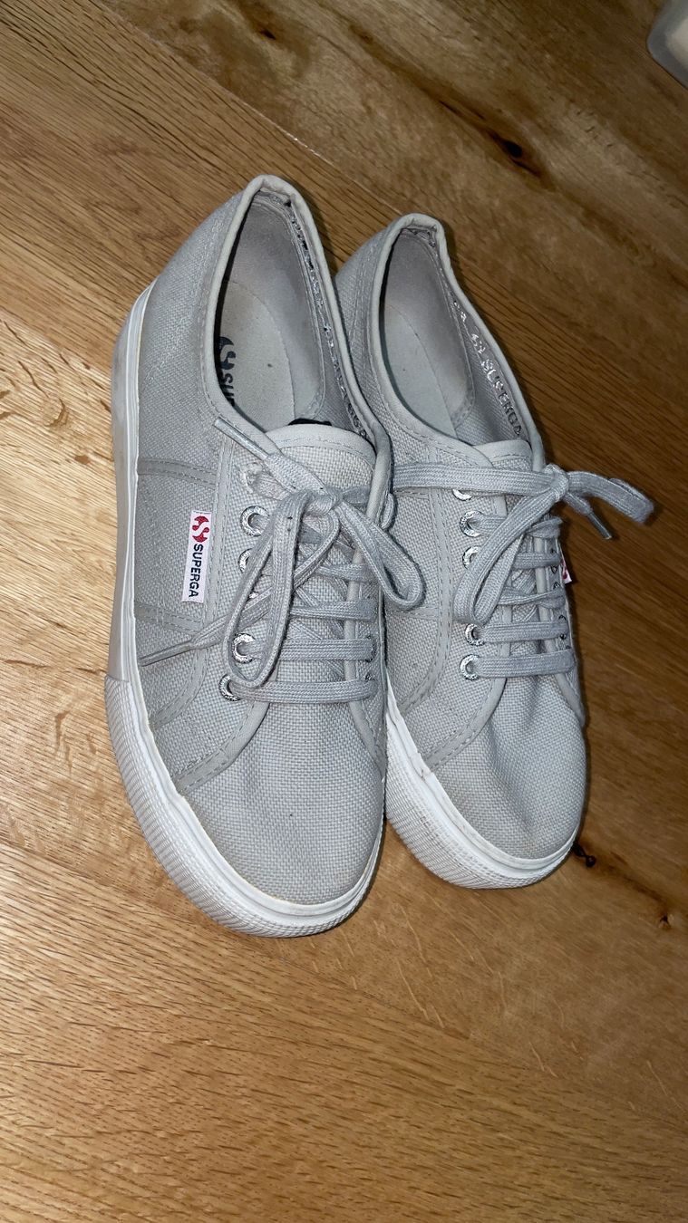 Superga Scarpe da donna: SuperGa Gr.: 40 – Usato da Rickenbach Sulz venduto da Orvieto2000 1