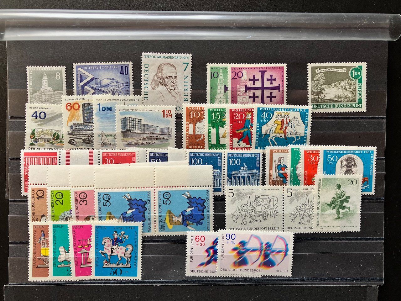 Tutti i francobolli: Lot Berlin postfrisch und gestempelt 1956-82 – Usato da Nesslau venduto da zueri6 1
