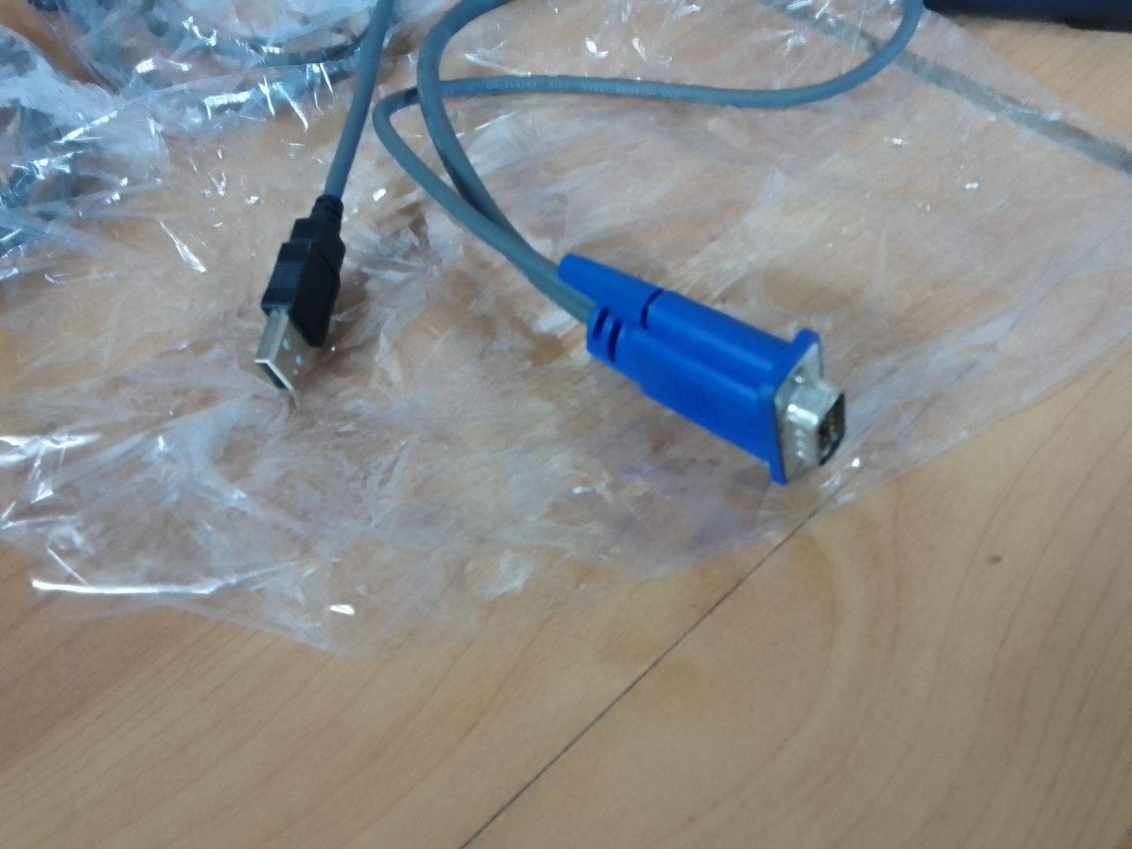 Cavi: 6 Stück KVM Kabel Adapter Avocent – Usato da Ebmatingen venduto da swiss.canadian 2