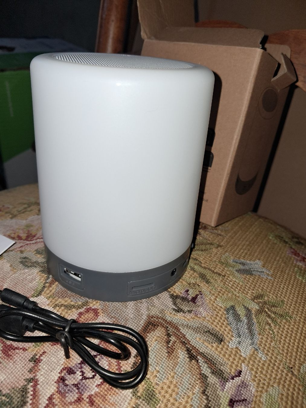 Radio: Enceinte, lampe, radio atlas – Nuovo e nell'imballaggio originale da Le locle venduto da juliensaran