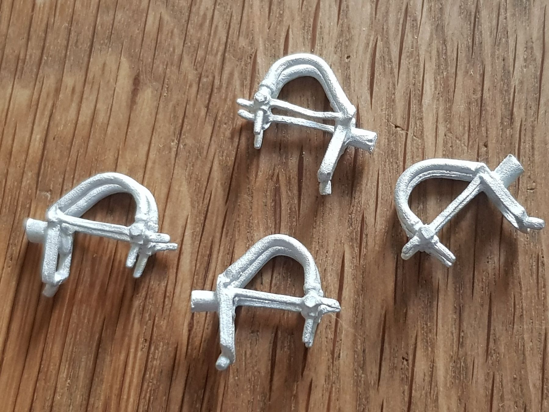 Modelleisenbahnen: Set mit 4 Doppel-Bremsschläuchen – Neu (gemäss Beschreibung) aus Luzern von inca55