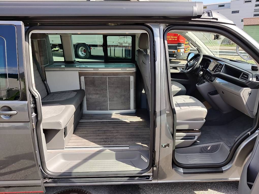 Mobilhome: VW T6.1 California Ocean Edition indiumgrau – Usato da Altendorf venduto da vw-bus-vermietung 3