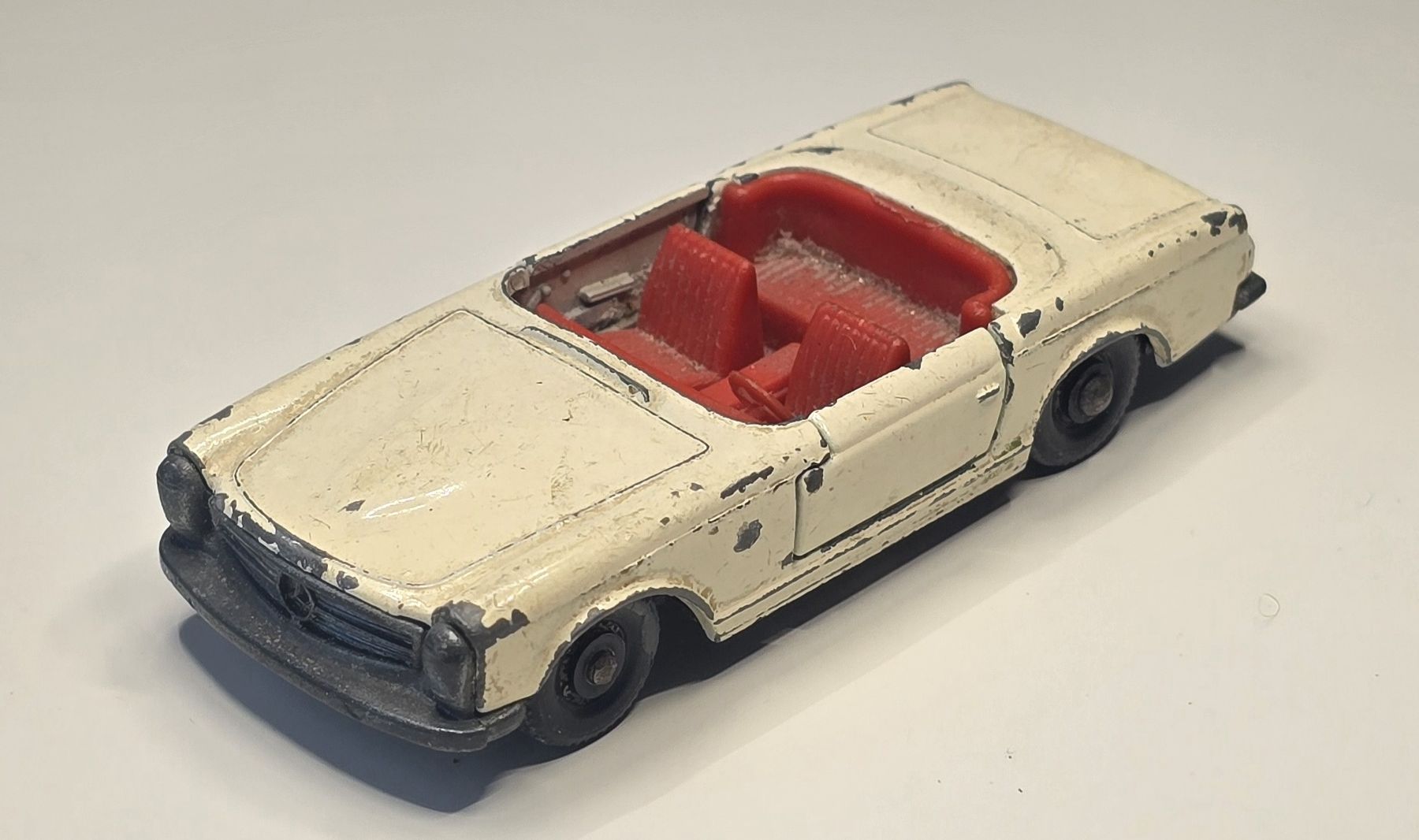 Matchbox Modellautos: Matchbox Mercedes 230 SL – Gebraucht aus Kirchberg BE von HotWheelsSammler 3
