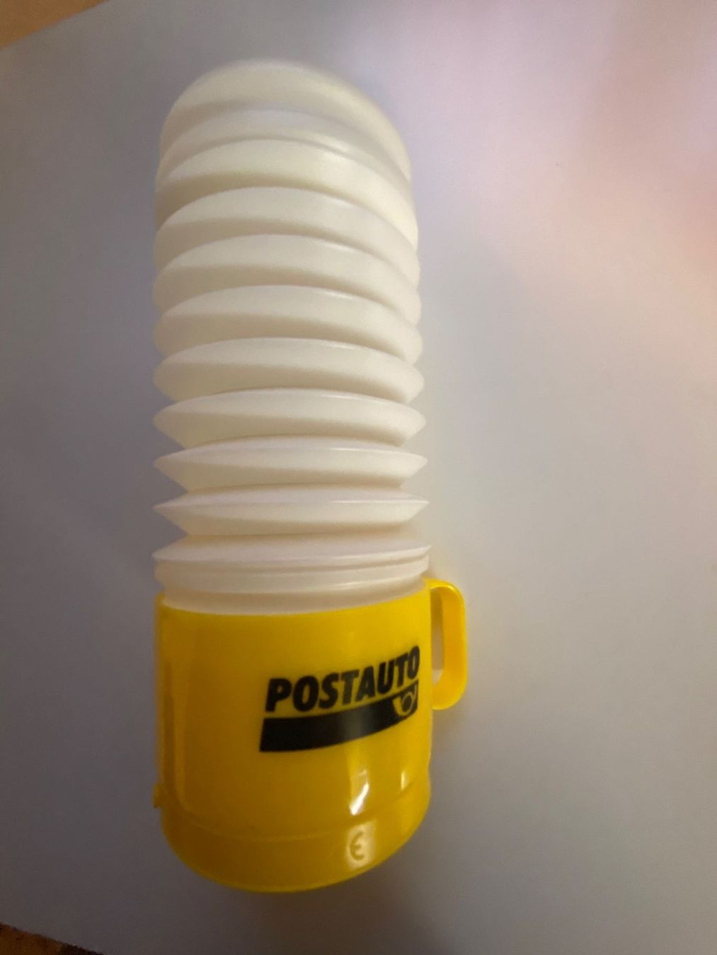 Borracce & Thermos: 3 Becher mit Flasche" POSTAUTO" (Werbegeschenk aus den 80er) – Nuovo (secondo la descrizione) da Baar venduto da Toefflibaar 3