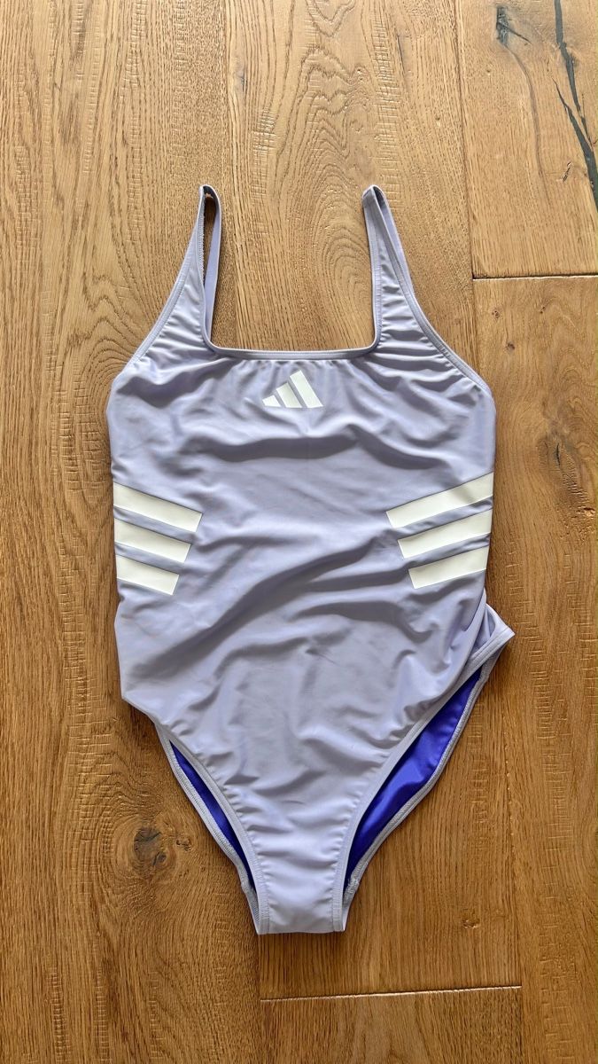 Adidas Badekleider & Bikinis: Adidas Badeanzug  – Gebraucht aus Engelberg von ejierfaijs