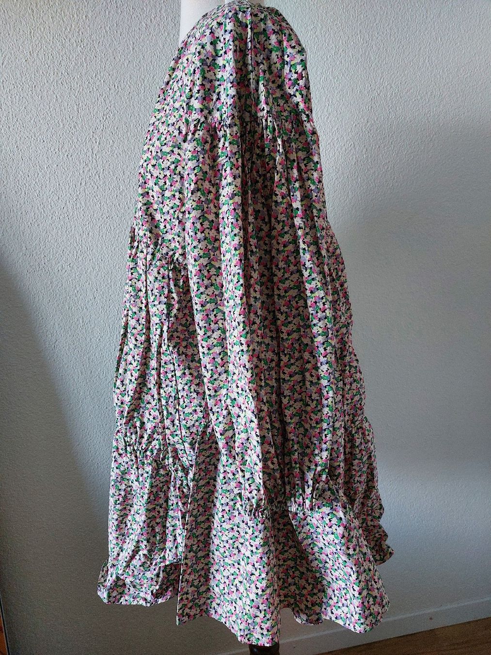 H&M Vestiti: H&M Blumen Kleid Gr M Sommer – Usato da Horgen venduto da prinza 2