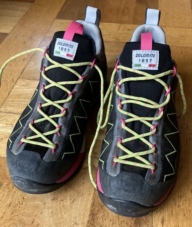 Chaussures Dolomite Gore-Tex, taille 38 2/3, comme neuves!
