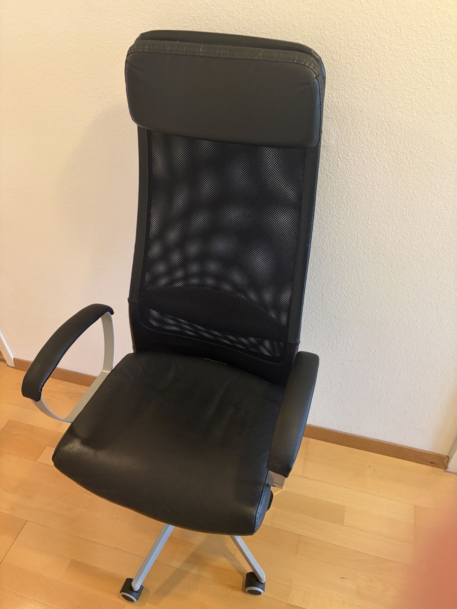 Ikea Sedie: IKEA Bürostuhl Markus, Kunstleder – Usato da Zürich venduto da clairmont-5f2v