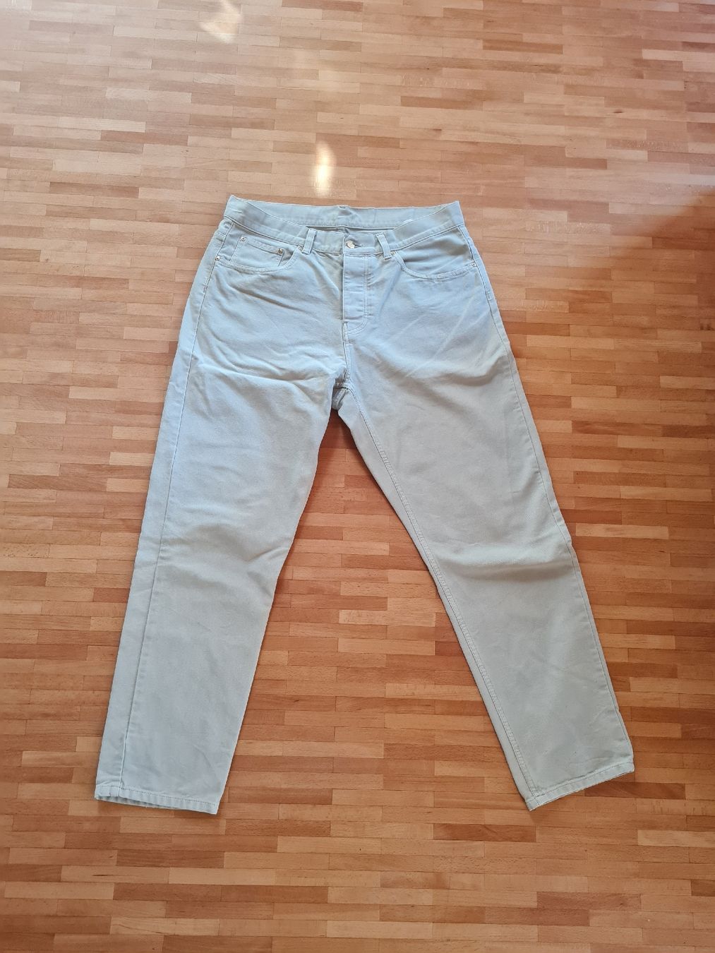Carhartt Jeans: Carhartt Newel Pant - Taille 33 - Beige clair – Usato da Pâquier-Montbarry venduto da adr_g926