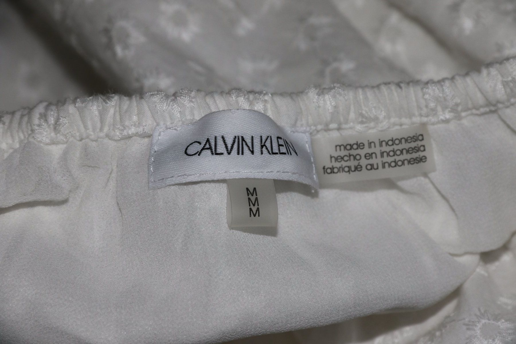 Calvin Klein Camicette: WUNDERSCHÖNE Bluse von CALVIN KLEIN Gr.M neu – Nuovo (secondo la descrizione) da Oberwil-Lieli venduto da Svetlana28 8