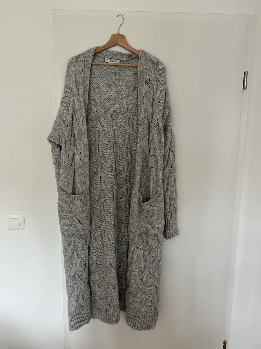 Zara Cappotti: Zara Knit Long Cardigan – Nuovo (secondo la descrizione) da Zürich venduto da Neeshasophie