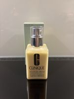 Clinique 125ml DRAMATICALLY DIFFERENT MOISTURIZING LOTION