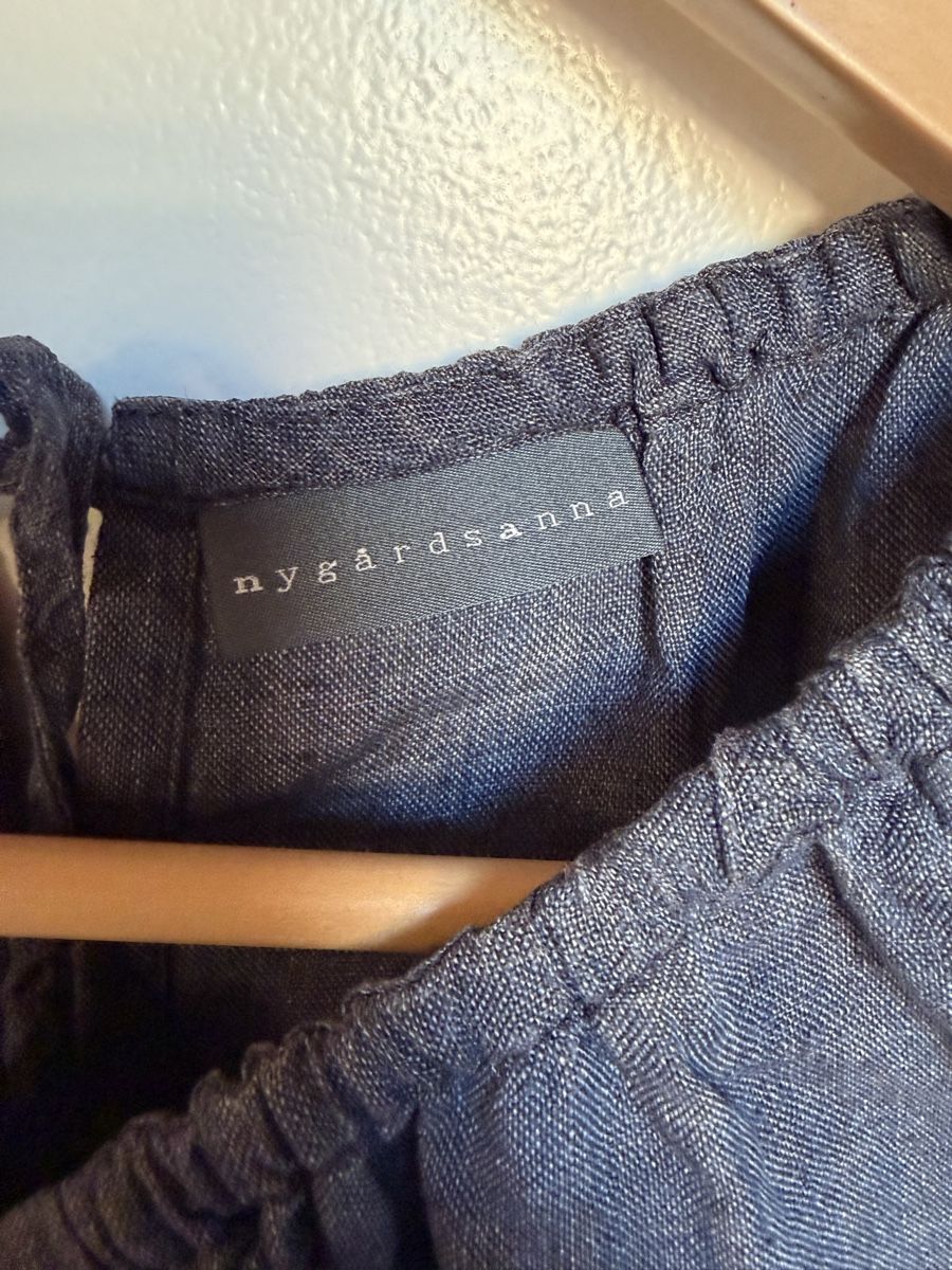 Nygårdsanna Blusen: Nygardsanna linen top – Neu (gemäss Beschreibung) aus Mont-sur-Lausanne von lacasta 1