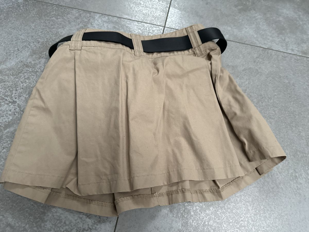 H&M Vestiti & Gonne: Rock beige mit Gürtel H&M Gr. 152 – Usato da Wileroltigen venduto da torro11 2