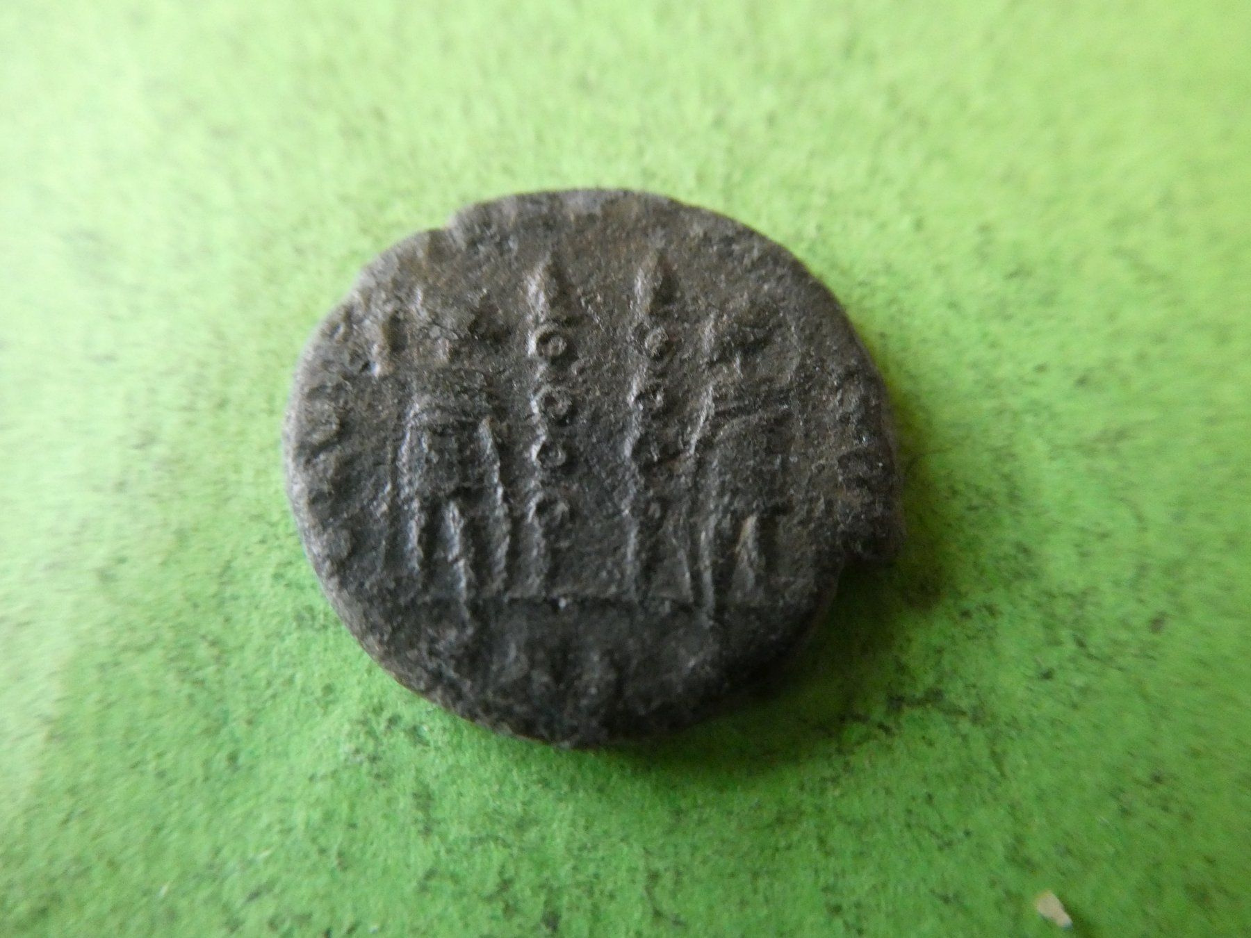 Tutti le monete: uralte   Bronzemünze,  16 mm  2.39 g – Usato da Hinterforst venduto da Rohusri 2