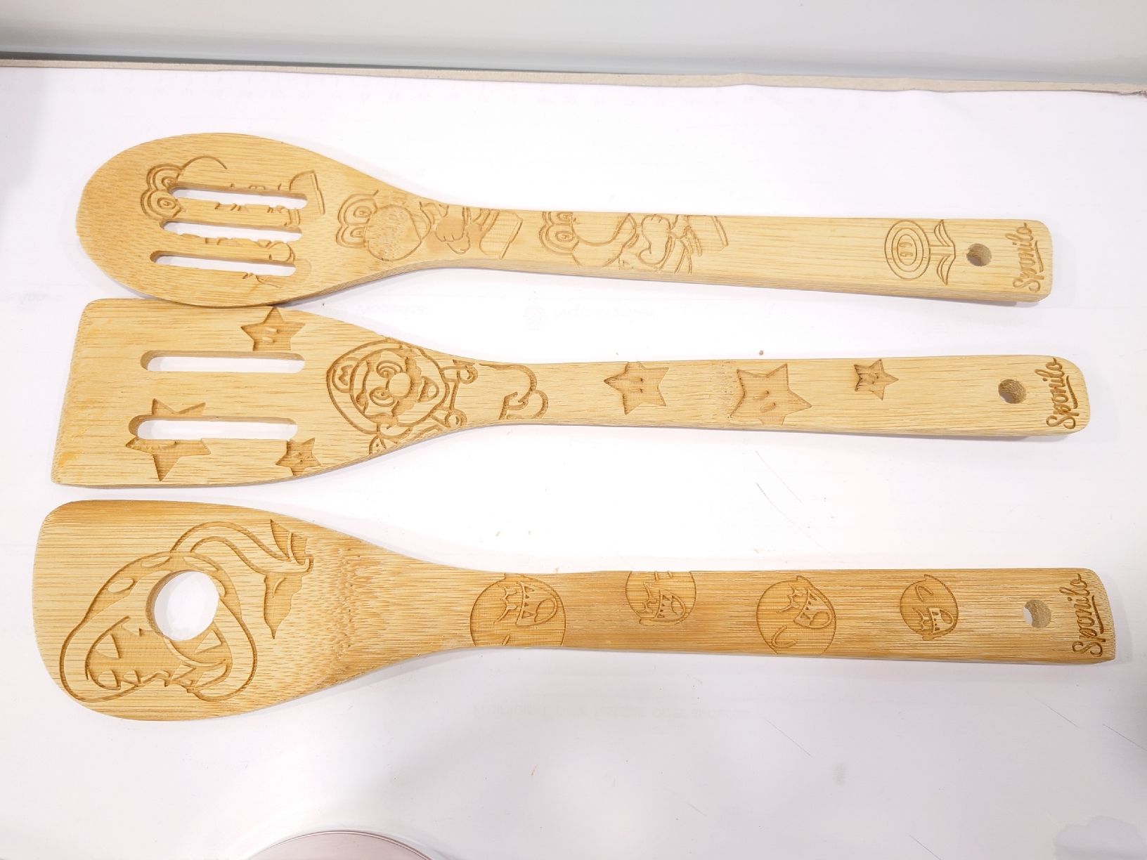 Cuillères: Super Mario Kochlöffel Set, Bambus, Sponila – D'occasion à Winterthur par Tenderizer3000