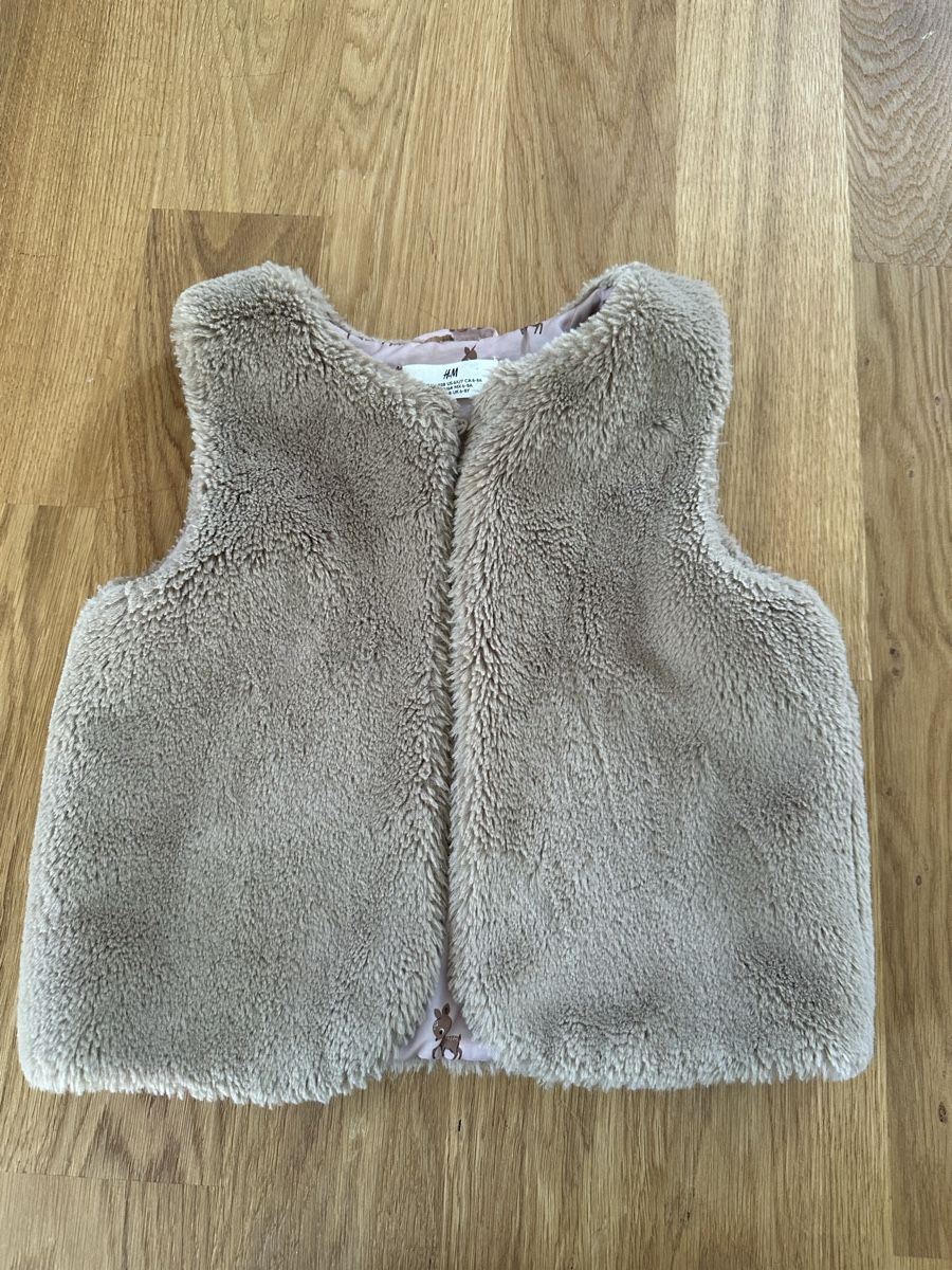 H&M Sonstige Mädchenkleider: Kuschel teddy Veste 128 – Gebraucht aus Hochdorf von lefaho