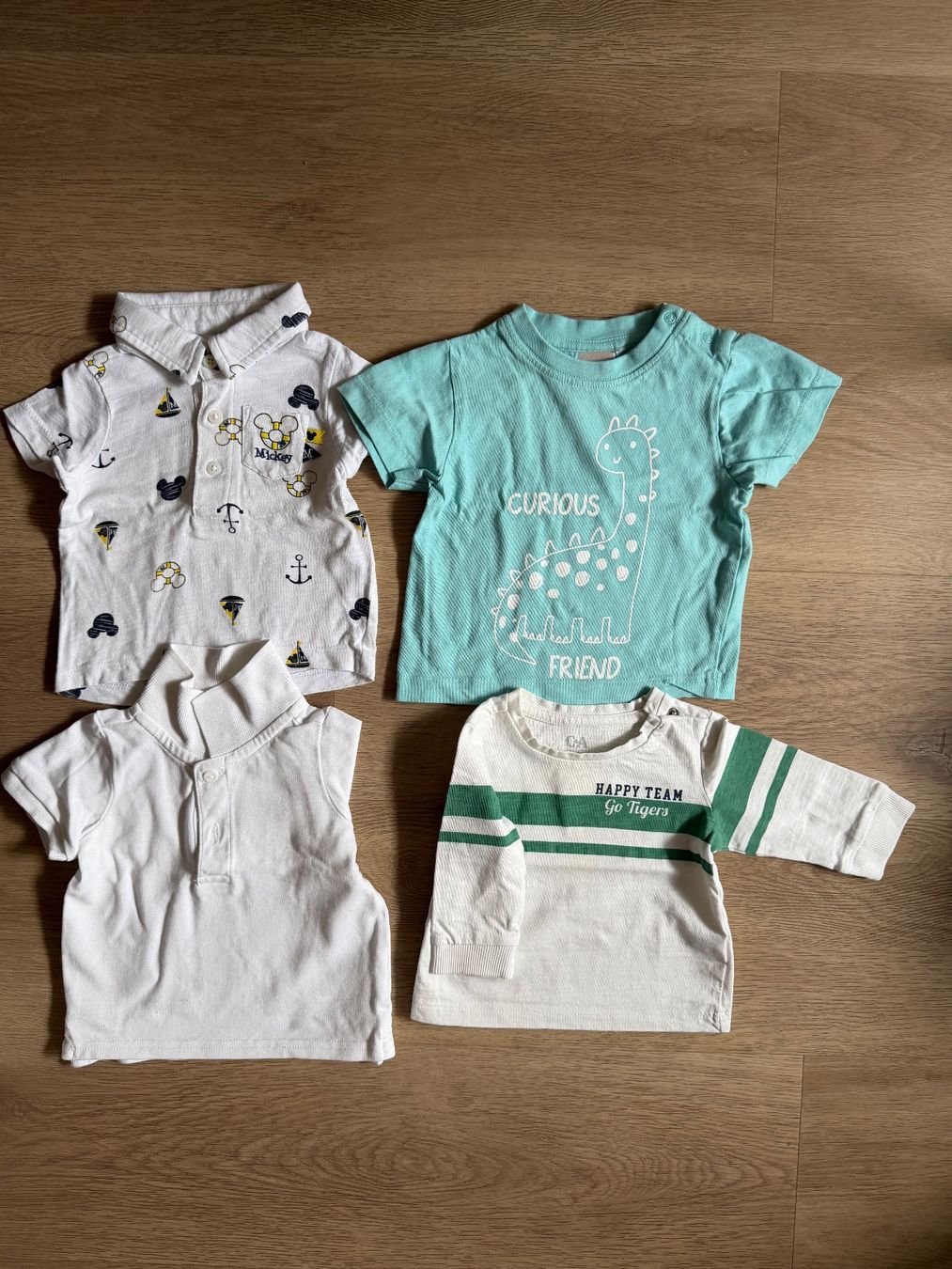 Camicie, Top & T-shirt: 4 Shirts Gr 62 – Usato da Allschwil venduto da yvo-sch 1