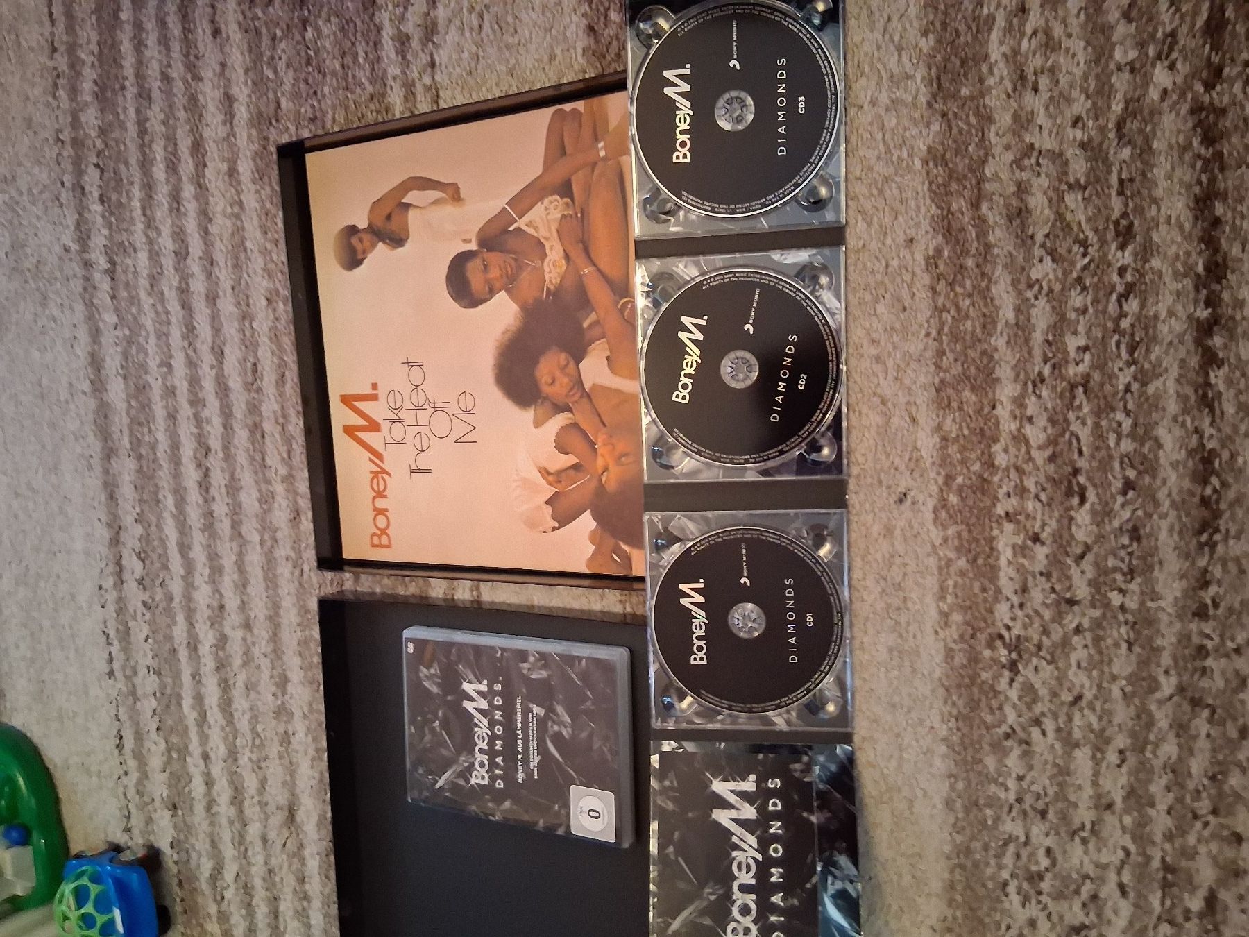 Dischi in vinile: Boney M. Diamonds- Édition Limitée- CD/Vinyle/DVD – Nuovo (secondo la descrizione) da Aigle venduto da Marcagapit 3