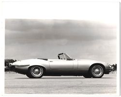 Fotografie Auto Jaguar E-Type Cabrio im 