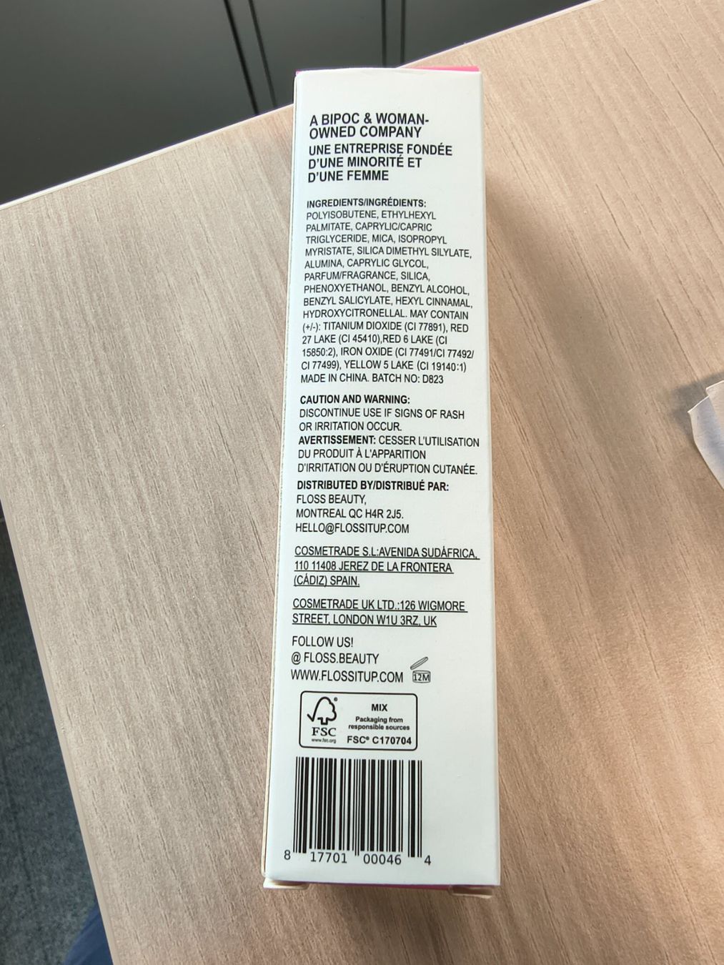 Maquillage: Le Gloss Revé de Floss, rose nude - Neuf – Neuf avec emballage d'origine à Genève par Brachiopode 8