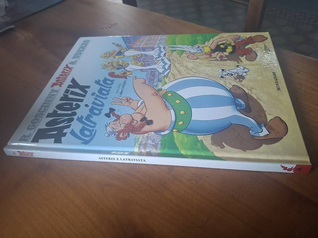 Fumetti: Asterix  e la Traviata – Nuovo e nell'imballaggio originale da Vacallo venduto da amy_dlv7 2