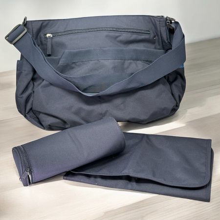 Sac à langer MARV par LÄSSIG avec matelas et porte-biberon