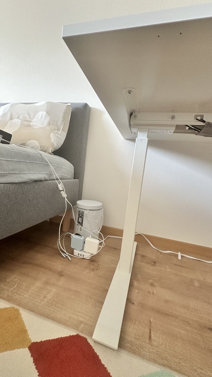 Ikea Schreibtische: Electric Height Adjustable Desk - Excellent Condition! – Neu (gemäss Beschreibung) aus St. Gallen von wan_9mmx 3