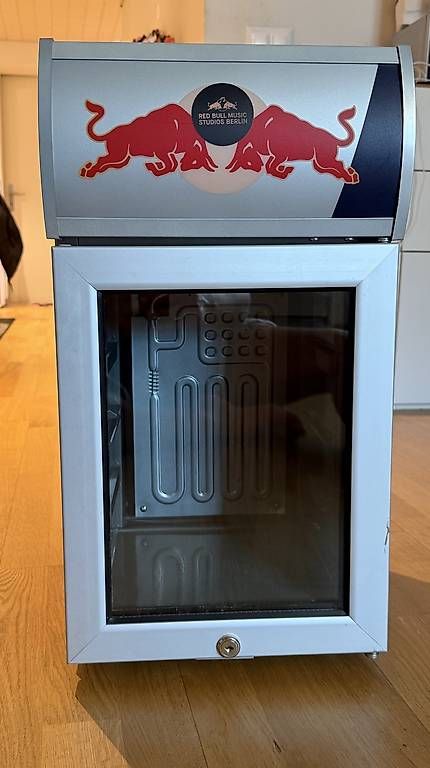 Frigoriferi: Red Bull Kühlschrank – Usato da Elgg venduto da ras_vkv2
