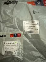 KTM 125 Duke Seitenständer mit Schraube