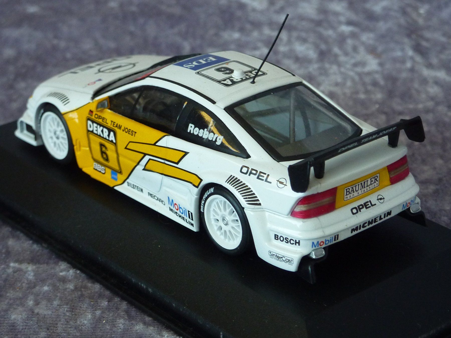Minichamps Modellini d'auto: Opel Calibra #6 Team Joest 1:43 – Nuovo (secondo la descrizione) da Dürrenäsch venduto da modellautos4you 4