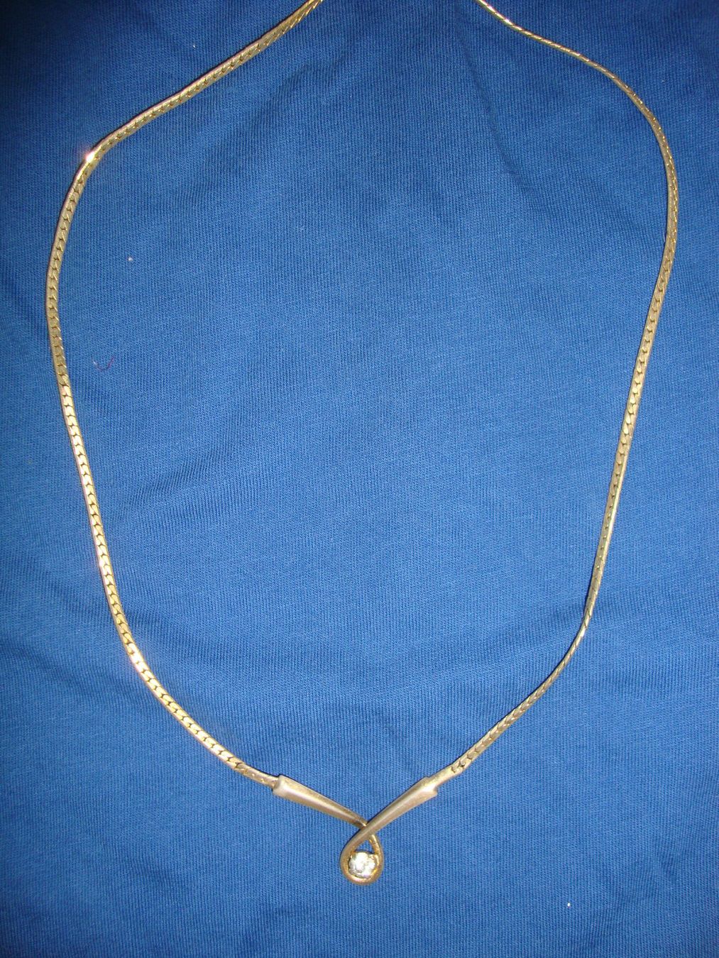 Catenine: alte goldfarbene Halskette – Usato da Laufen venduto da ereli