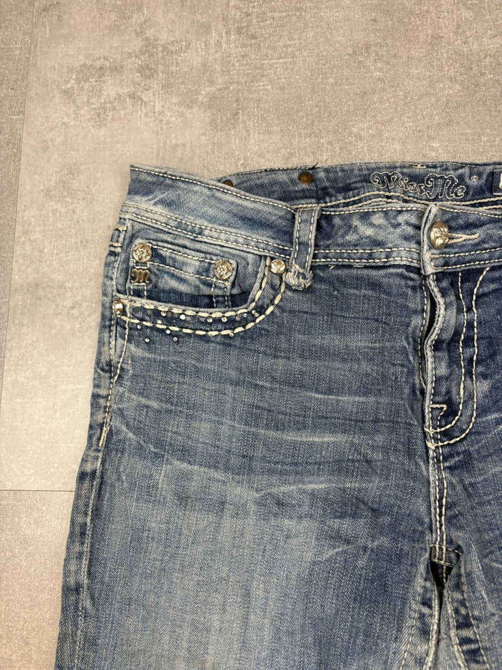 Jeans: Miss Me Bootcut Jeans - Grösse M/31 – Nuovo (secondo la descrizione) da Werdenberg venduto da hase.vintage 4