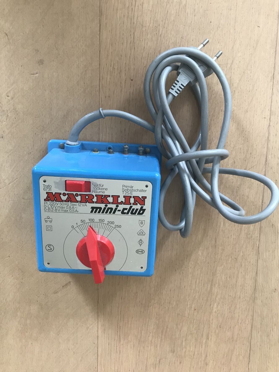 Märklin Modellini di ferrovie: Märklin Transformator Spur z 6731 – Usato da Zürich venduto da Kiron