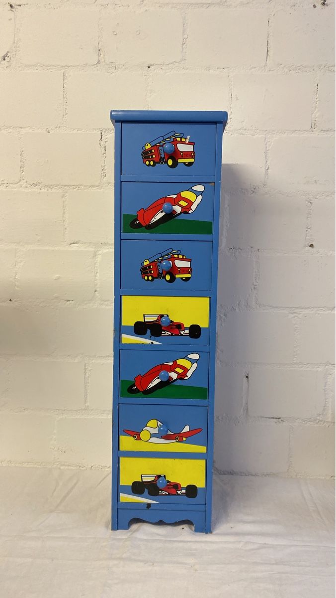 Cassettiere: Kinderzimmer Kommode mit Flieger und Auto Motiven – Usato da sursee venduto da trilli-tralli 1