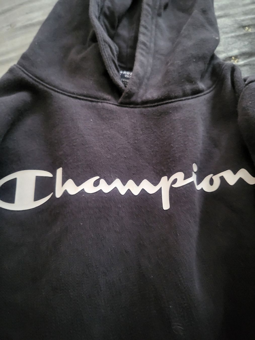 Champion Pullover & Sweatshirts: Champion Pullover mit Kapuze  – Gebraucht aus Jona von ramona024 1