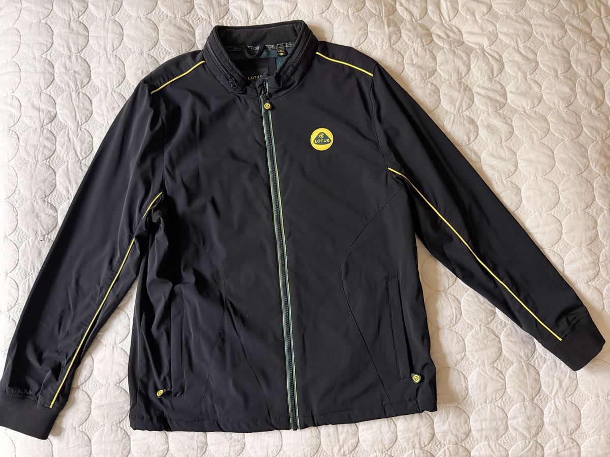 Giacche: Official Lotus Merchandise Softshell Jacke – Nuovo (secondo la descrizione) da Cham venduto da MC_0605