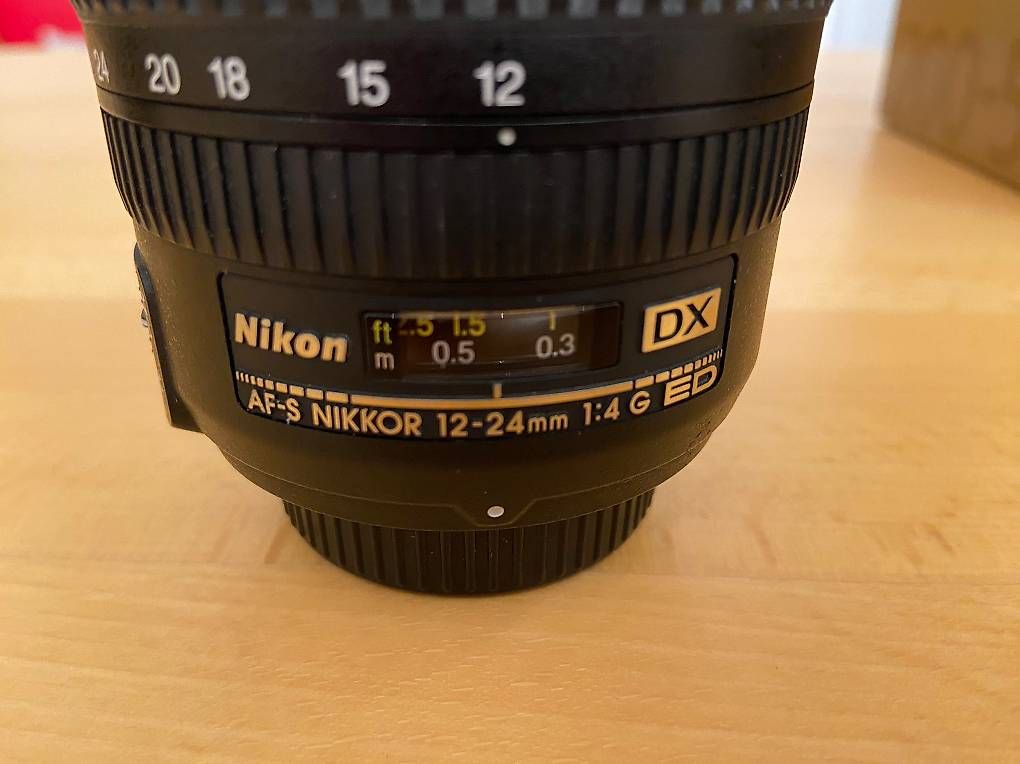 Nikon Obiettivi: Originales Nikon Nikkor Weitwinkel-Objektiv, 12-24mm – Usato da winterthur venduto da sidthekid1990 1