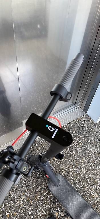Kickboard: XIAOMI 5 E-Scooter – D'occasion à Zürich par Efino 2